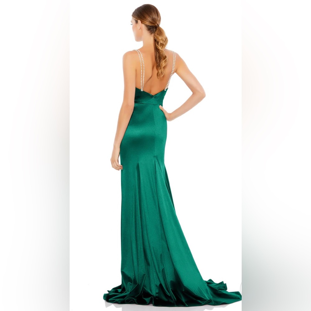 Mac Duggal Green Prom Dress - Picture 2 of 7